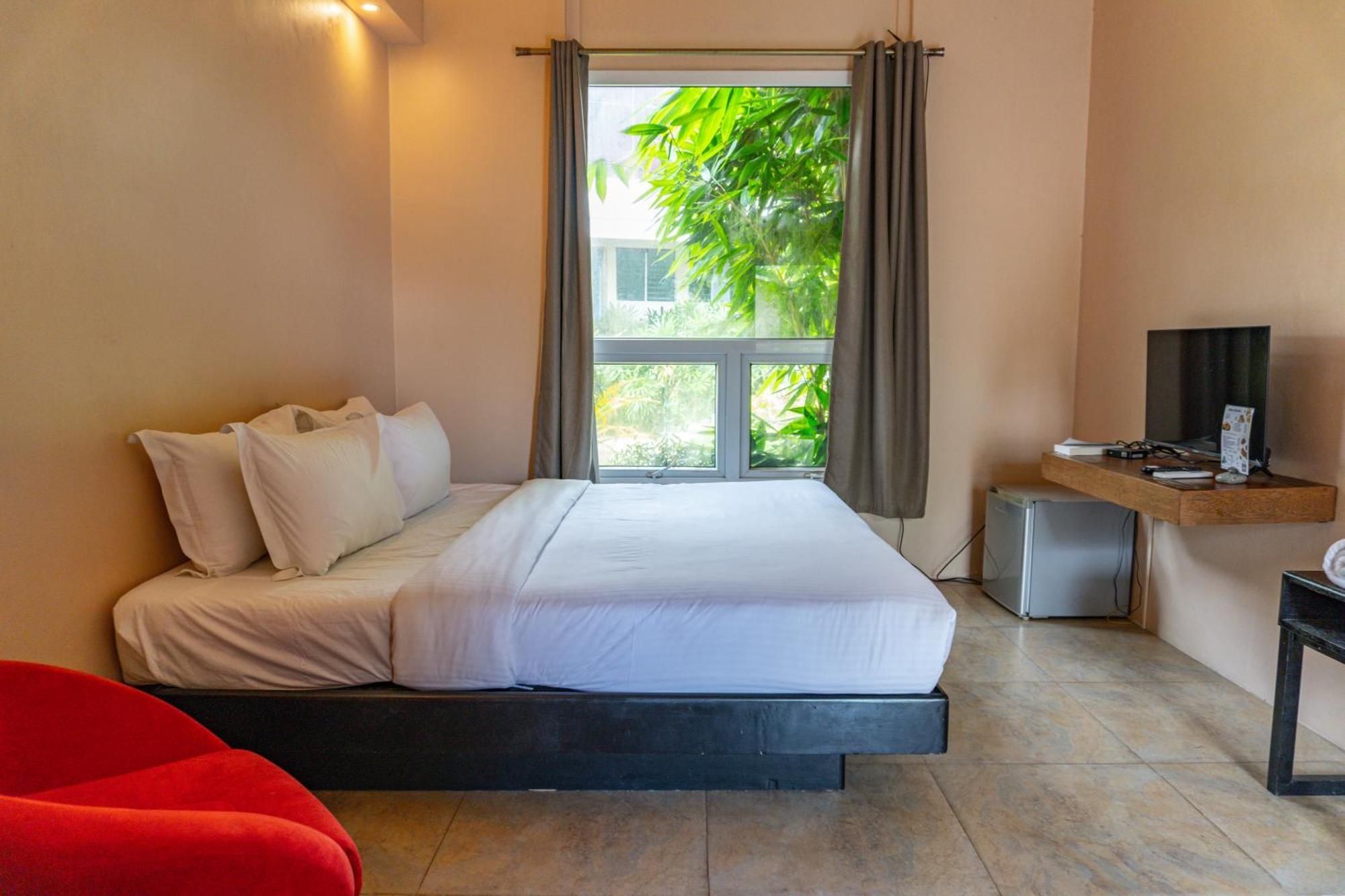 The Park - Silang Hotel Kültér fotó